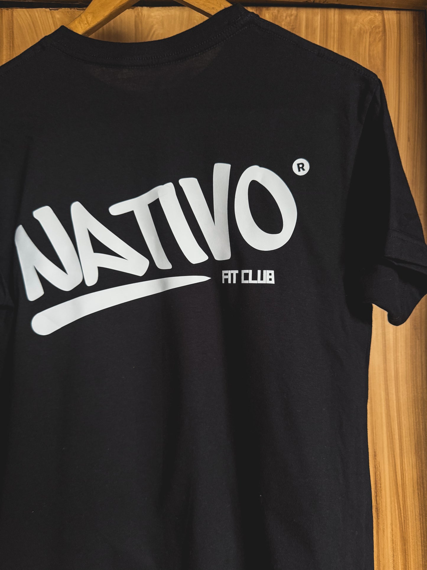 Camiseta Nativo 2025 La Tribu Negra Unisex