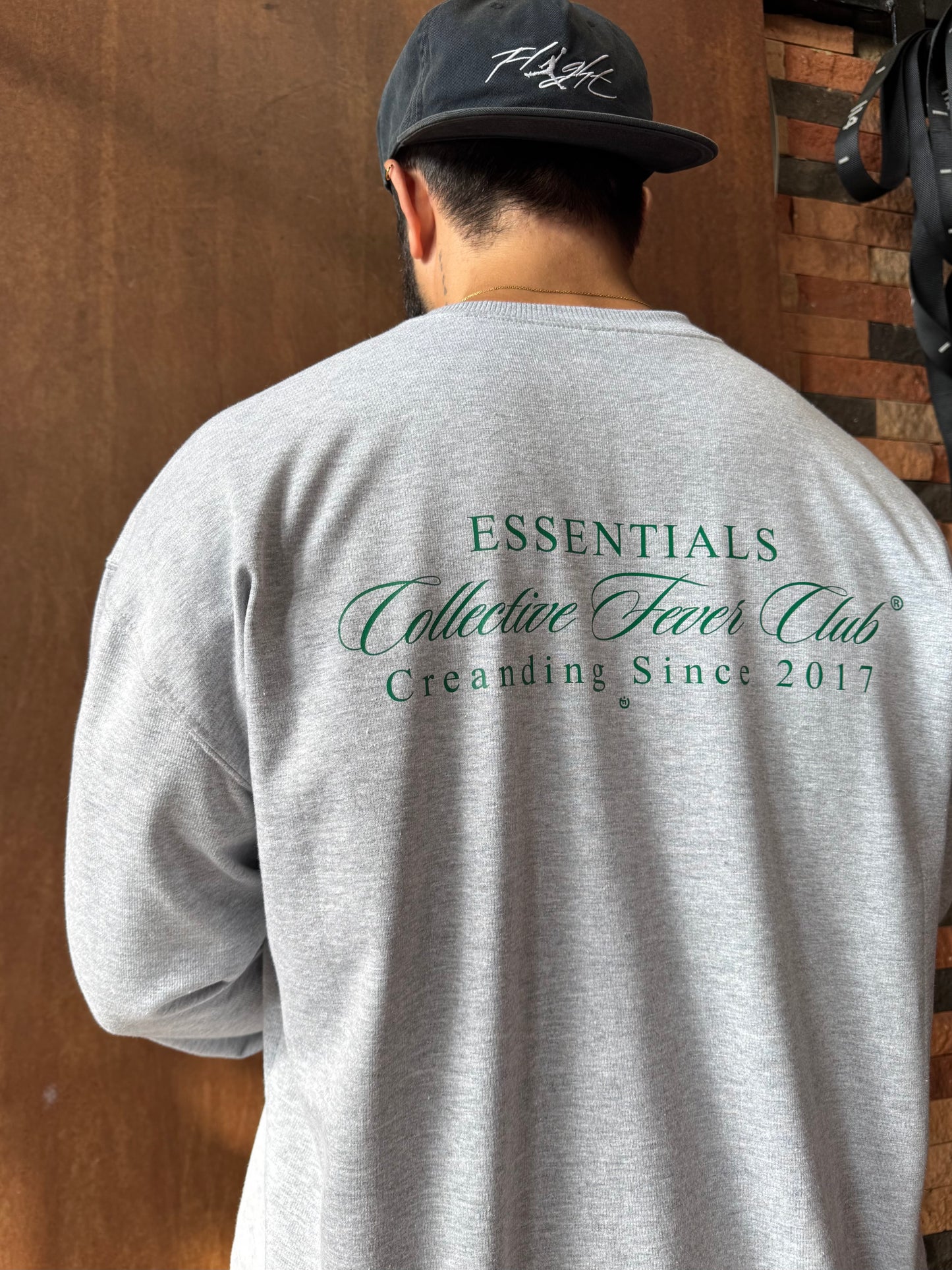 Buzo CF sin capota Mantifesting Cositas Chimba Gris