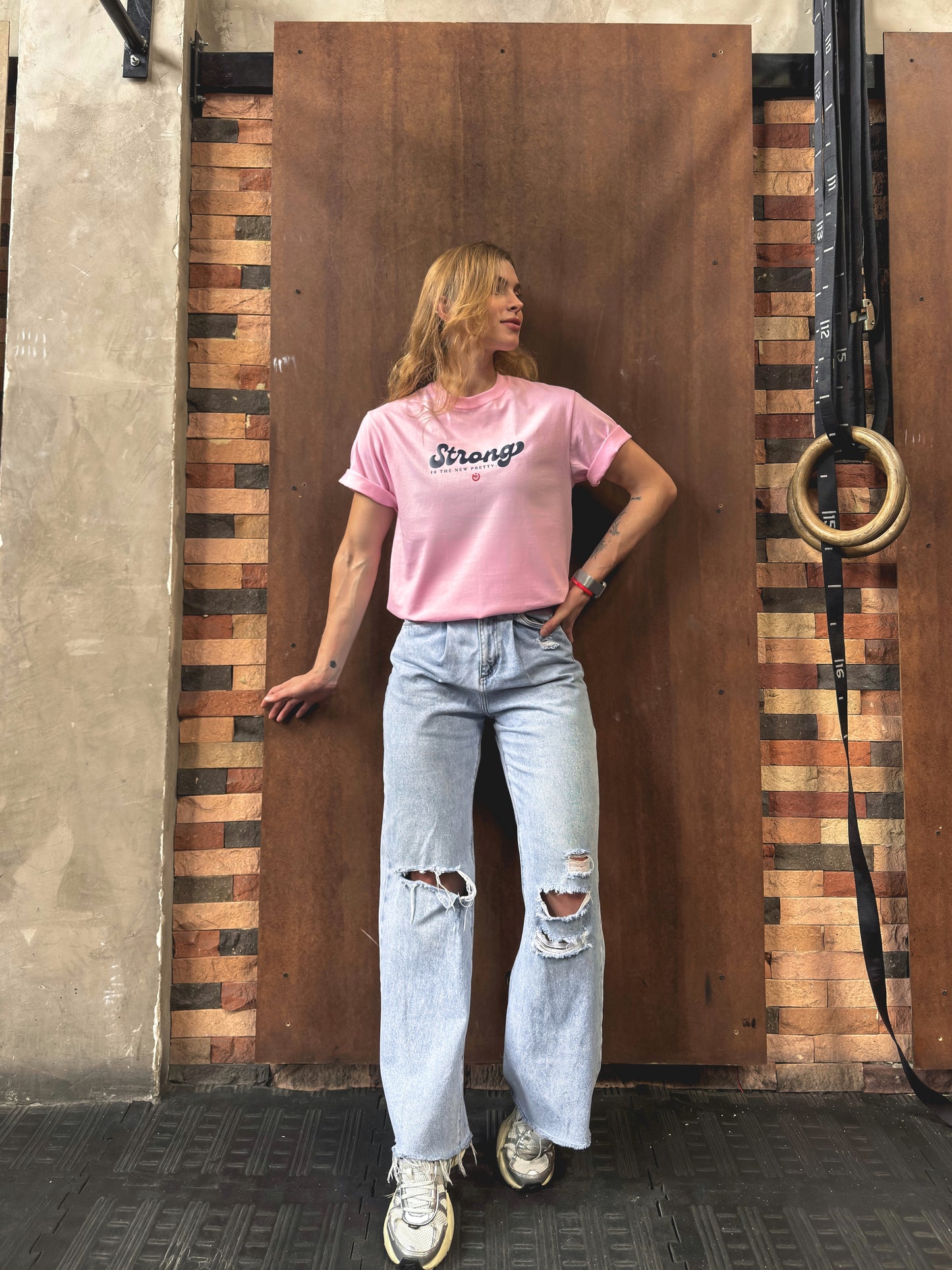 Camiseta CF Strong is the new Pretty Rosada