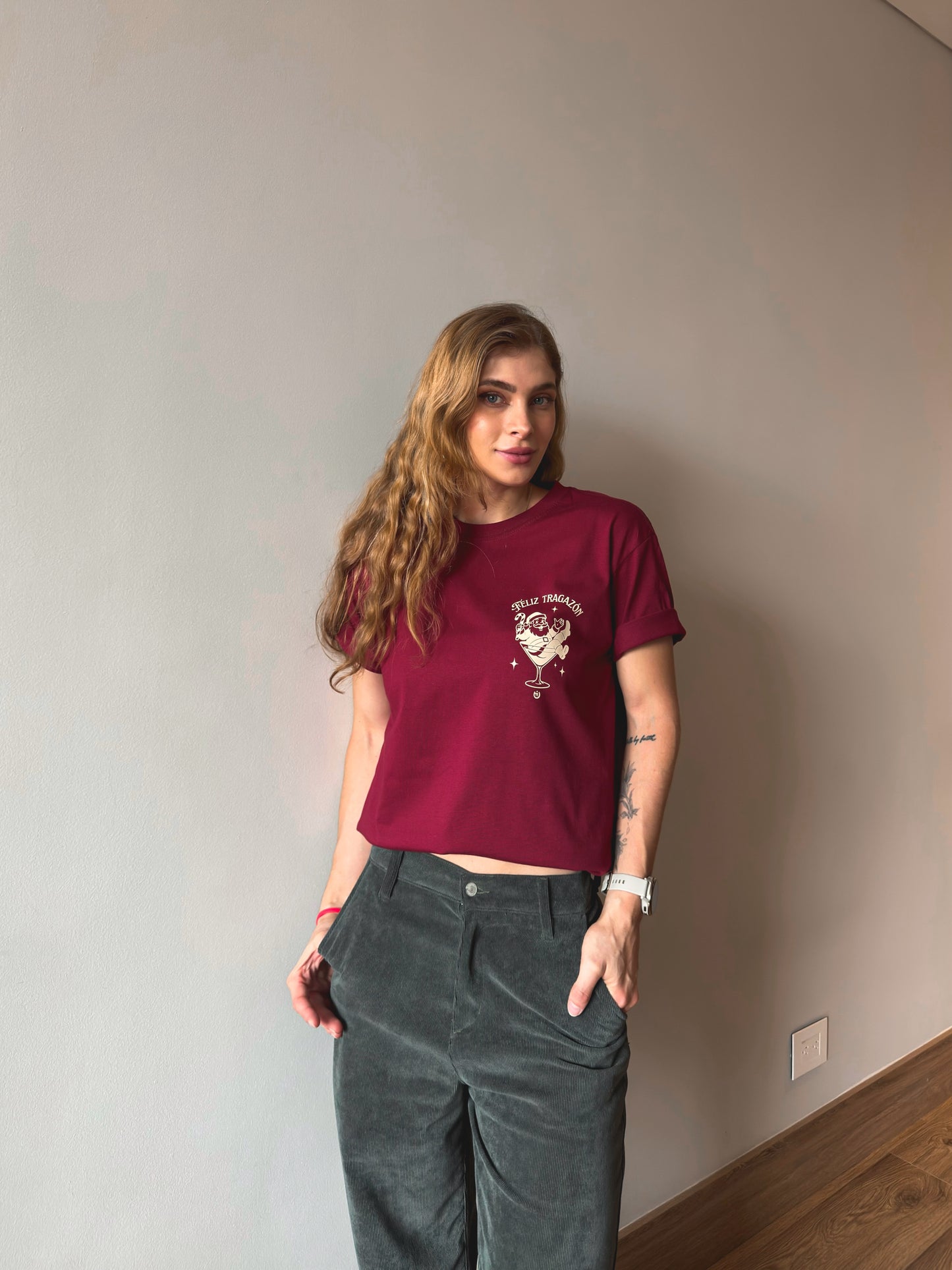 Camiseta CF Feliz Tragazón Edición Navidad Vino tinto Mujer