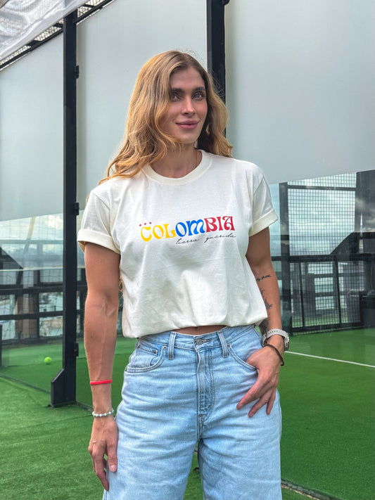 Camiseta CF Colombia 🇨🇴 con la fe intacta vainilla Mujer