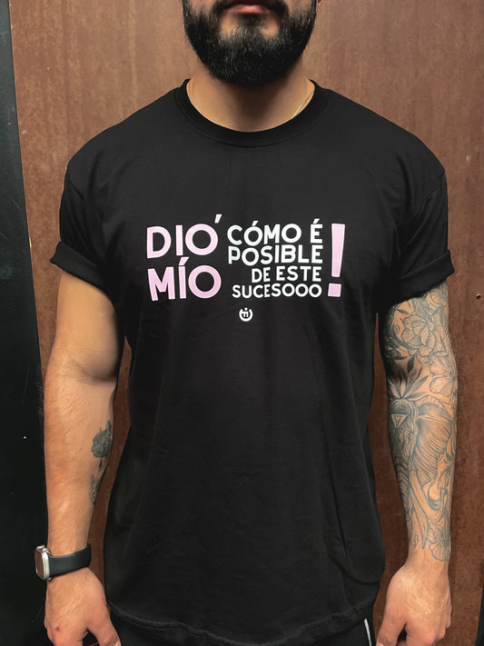 Camiseta CF DIO MIO COMO E POSIBLE NEGRA