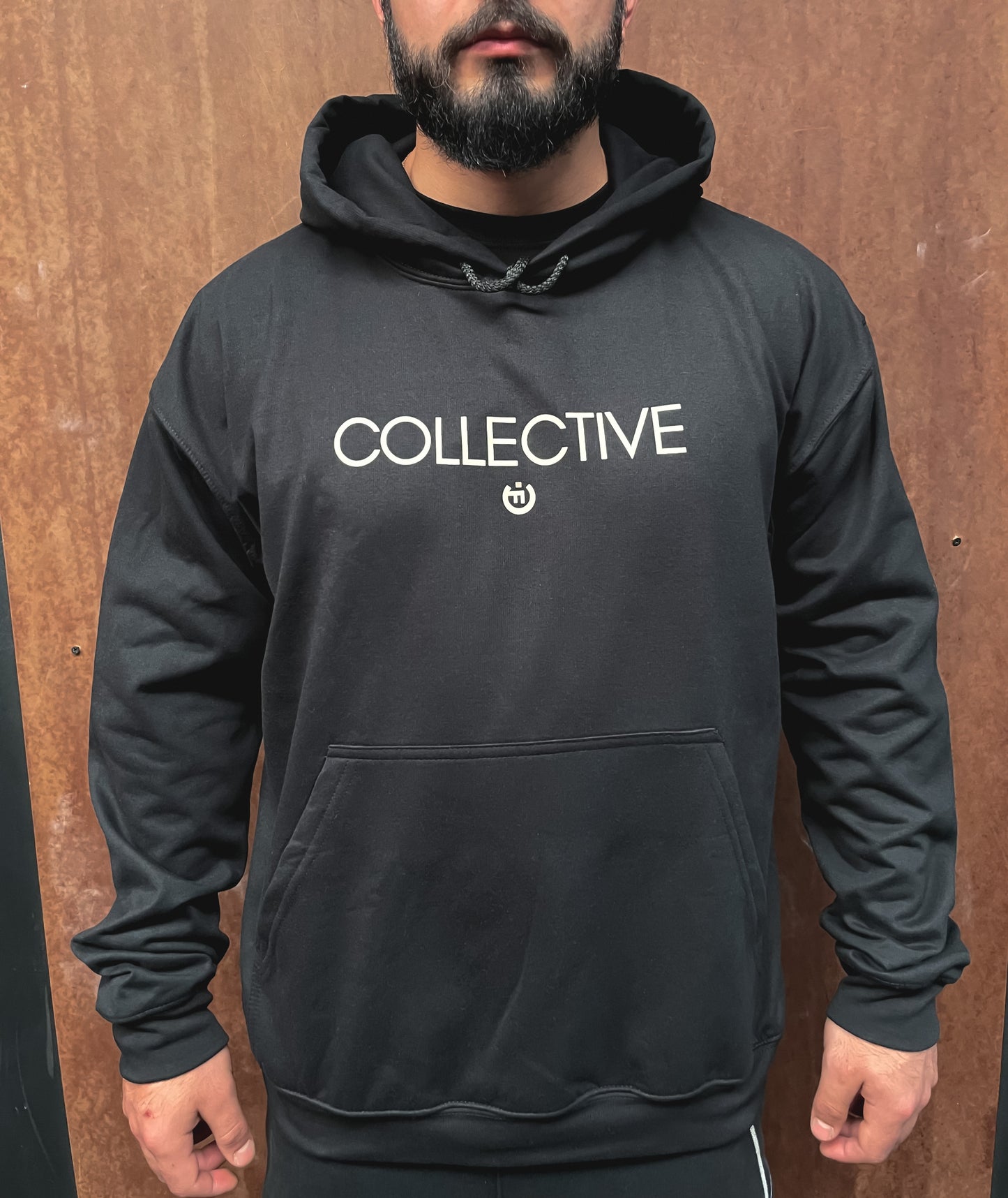 Hoodie / Buzo CF COLLECTIVE FEVER COLOMBIAN PAGUER NEGRO